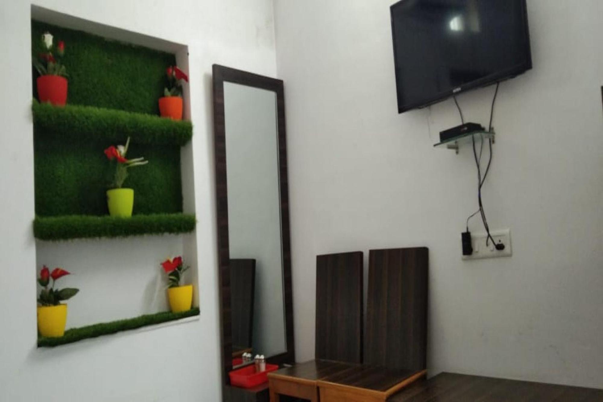 Hotel O The Takhatgarh Resort Nāthdwāra 外观 照片